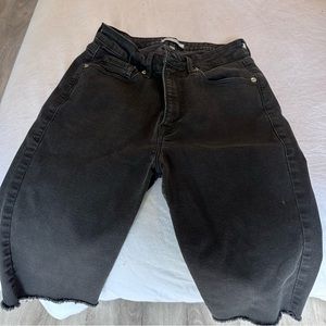 Good American shorts size 4